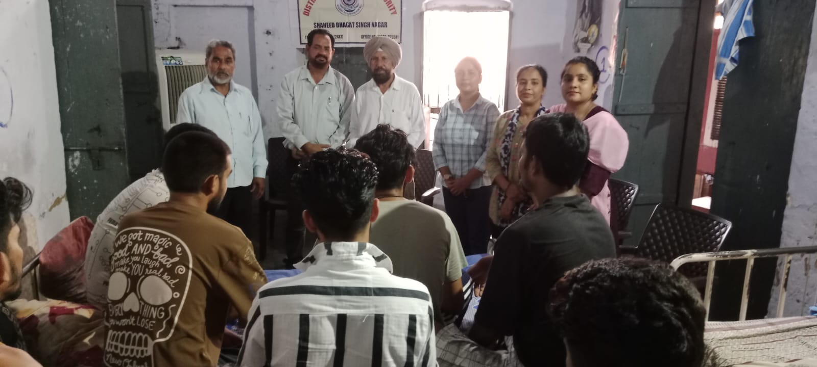 जिला विधिक सेवा प्राधिकरण द्वारा रेडक्रॉस नशा मुक्ति एवं पुनर्वास केंद्र में सेमिनार का आयोजन किया गया।